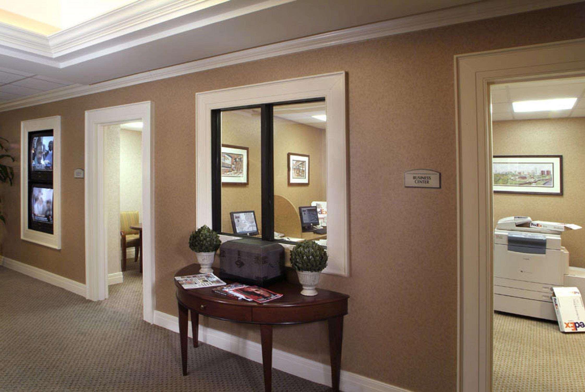 Embassy Suites By Hilton Richmond Dumbarton Kültér fotó