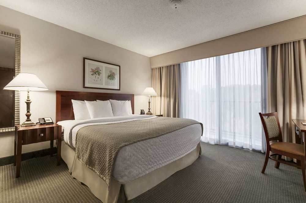Embassy Suites By Hilton Richmond Dumbarton Kültér fotó