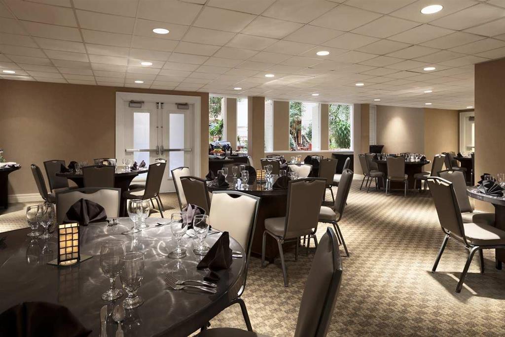 Embassy Suites By Hilton Richmond Dumbarton Létesítmények fotó