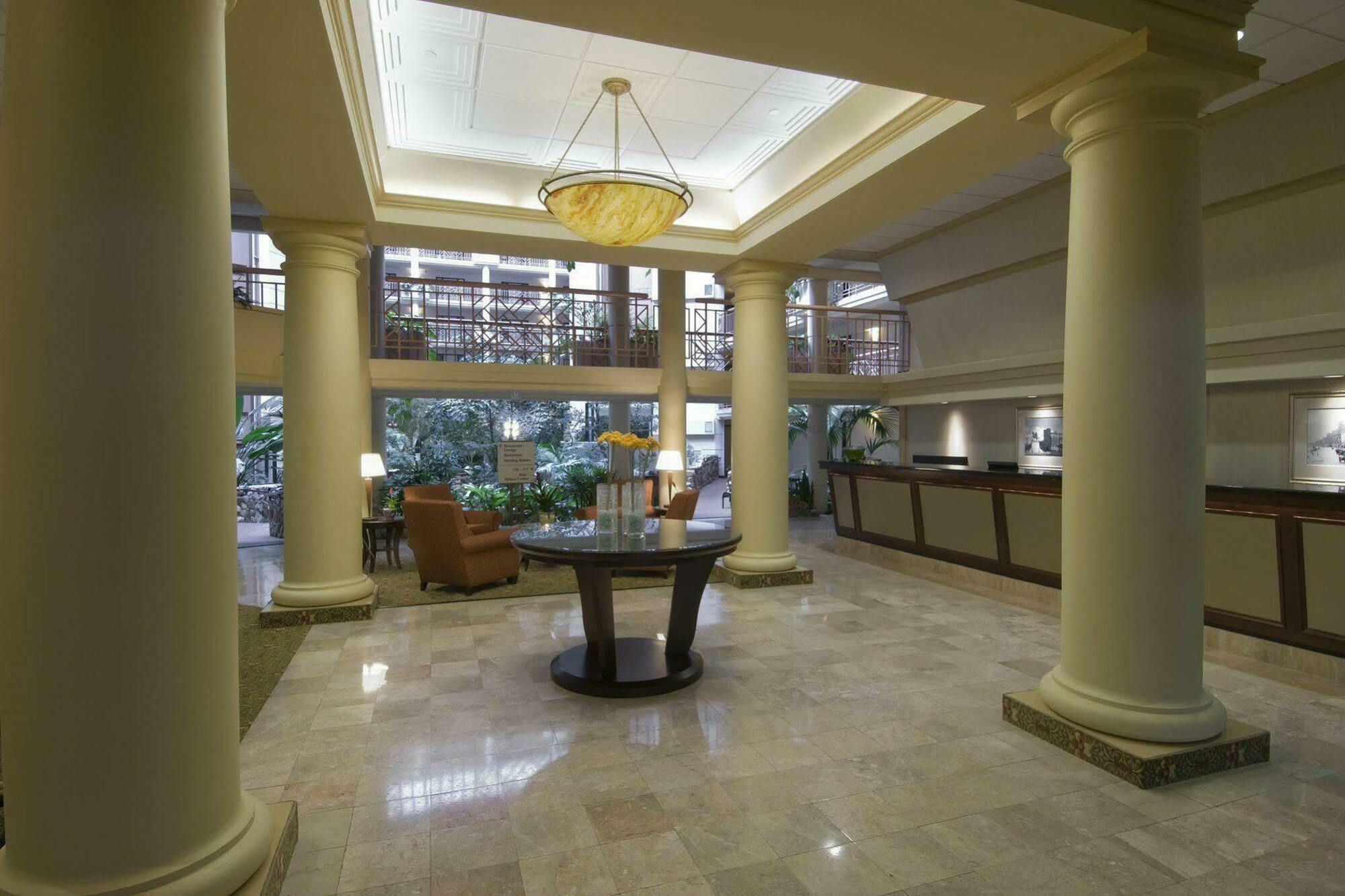 Embassy Suites By Hilton Richmond Dumbarton Kültér fotó